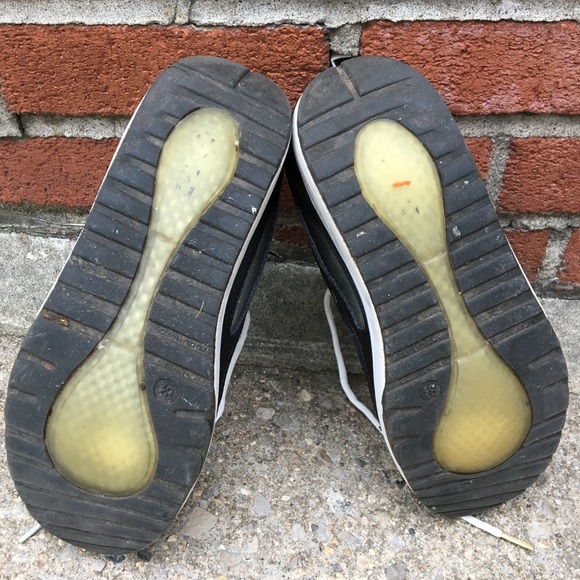 Danskin Now Size 8.5 Black Sculpting Sneakers - Picture 4 of 7